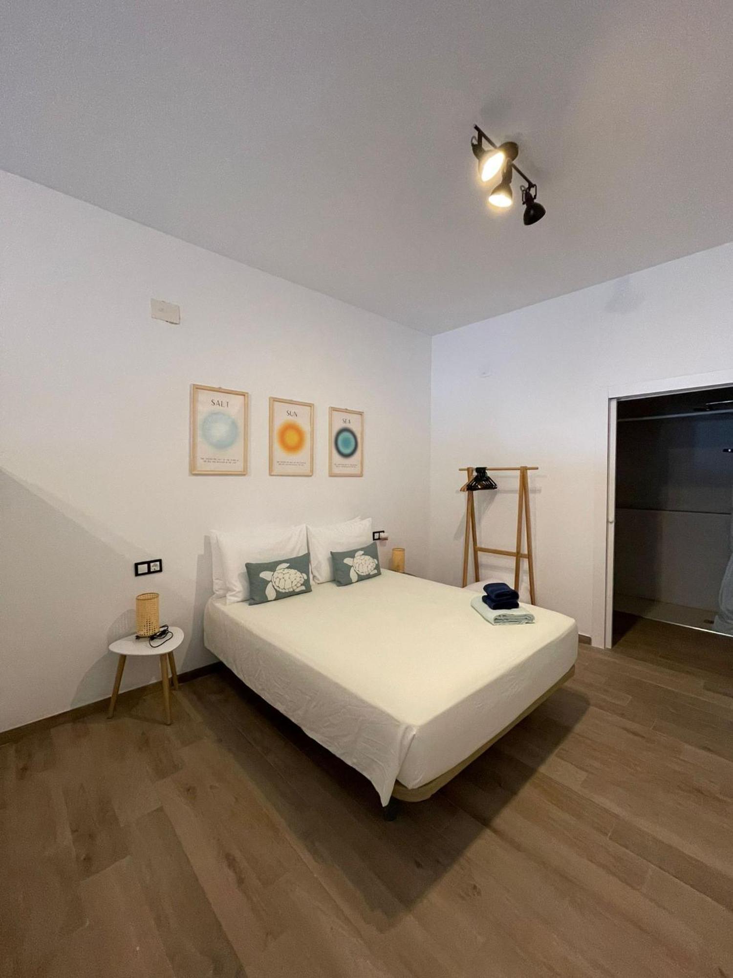 Apartamentos Matilda Conil De La Frontera Exterior photo