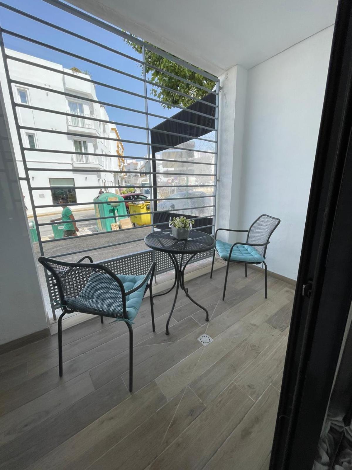 Apartamentos Matilda Conil De La Frontera Exterior photo