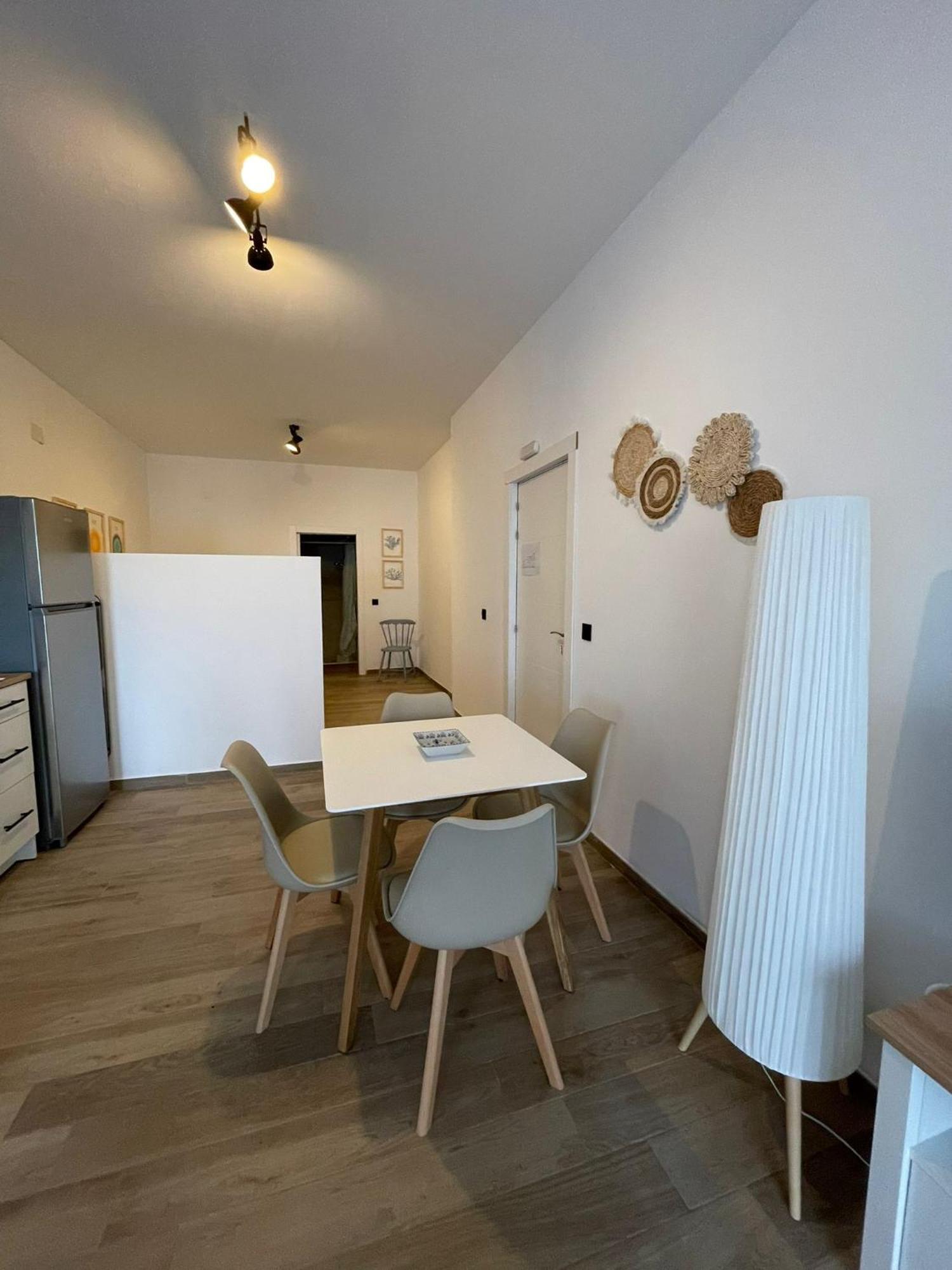 Apartamentos Matilda Conil De La Frontera Exterior photo